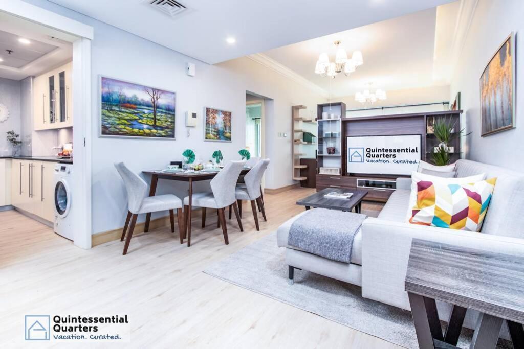 Downtown Cozy Home + Partitioned Living Room Dubai Exteriör bild